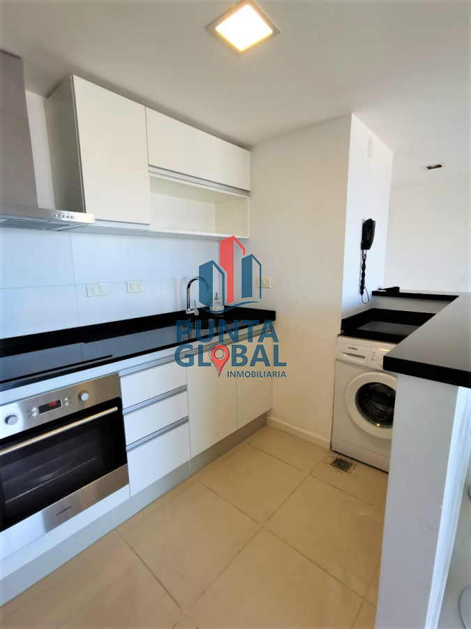 Apartamento ID.164 - Excelente Penthouse en venta- 3 dormitorios en  zona BRAVA, Punta del este
