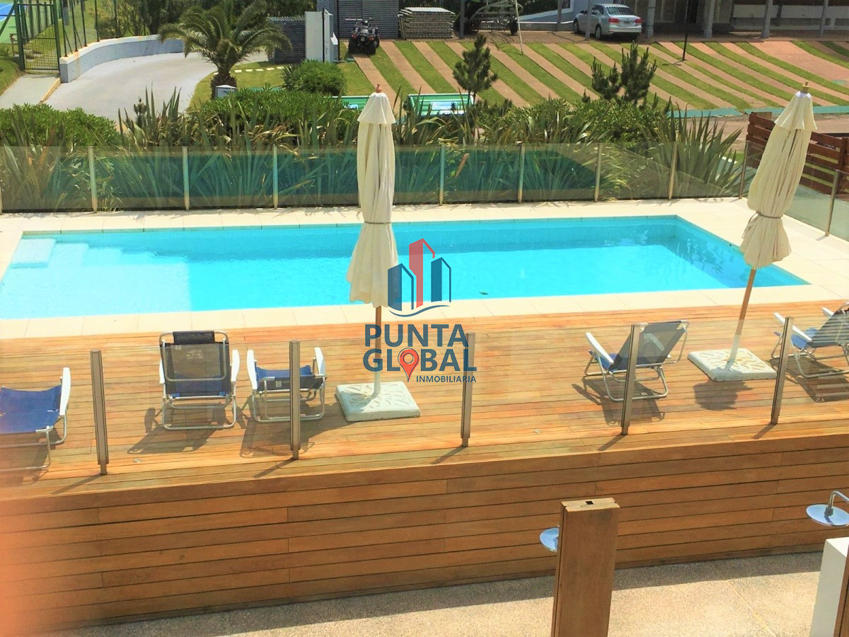 Apartamento ID.164 - Excelente Penthouse en venta- 3 dormitorios en  zona BRAVA, Punta del este