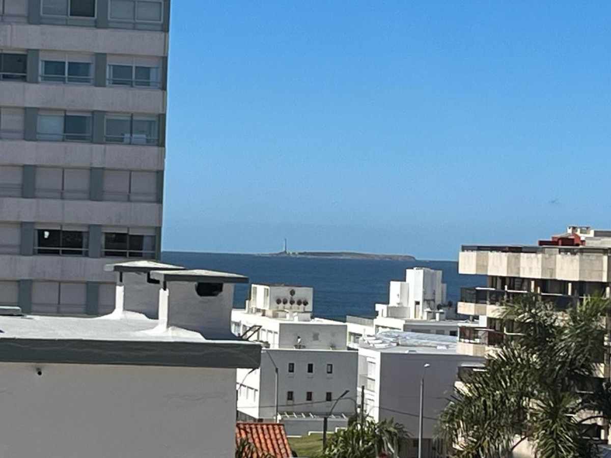 https://ri.com.uy/f/128-519/0/1200/0/0/0/f1dfa2b7ea3dbf59170b8e4bdc641eb5.jpg