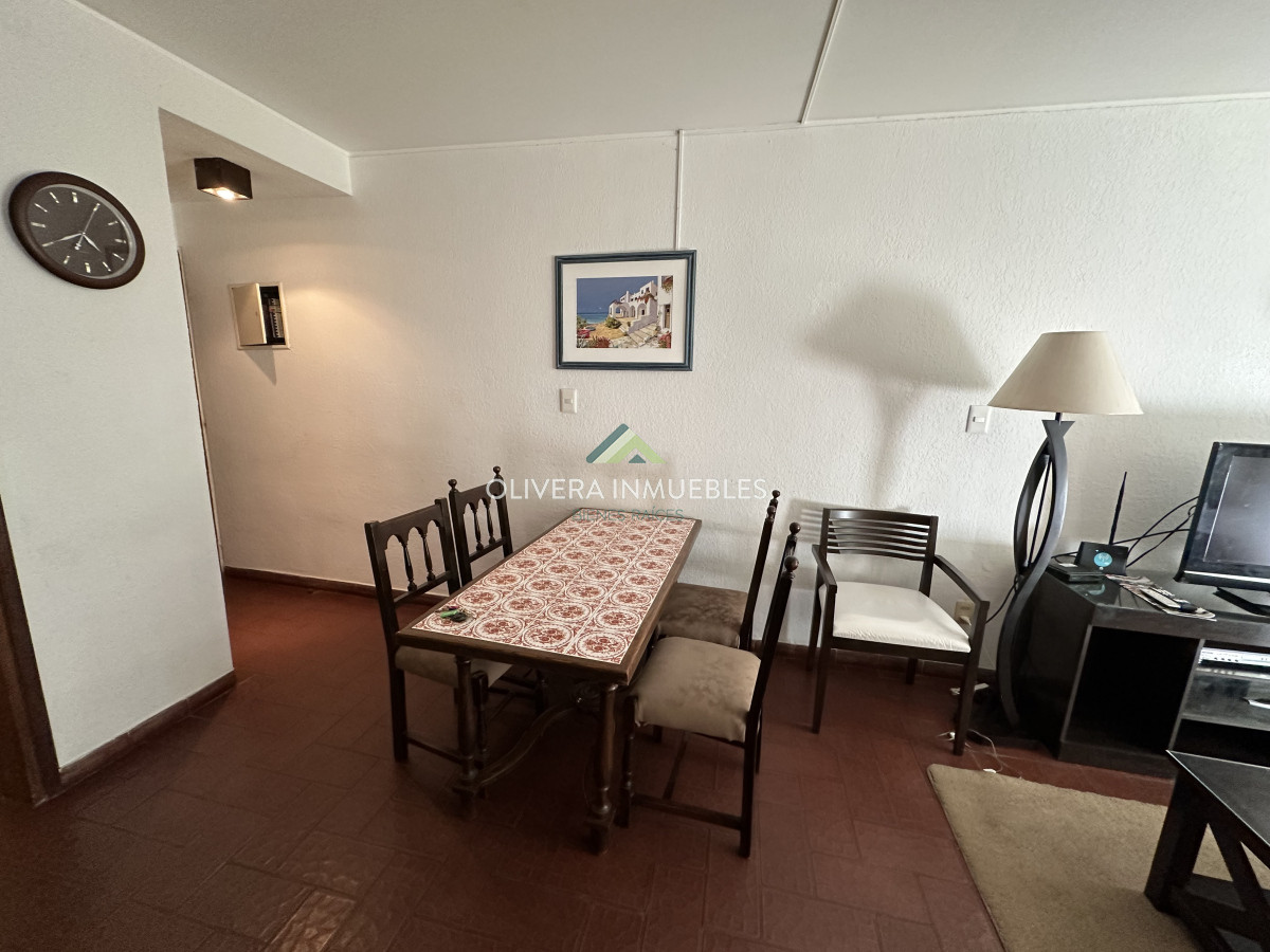 Apartamento ID.12482 - Apartamento de 2 dormitorios en PUNTA DEL ESTE, zona AIDY GRILL