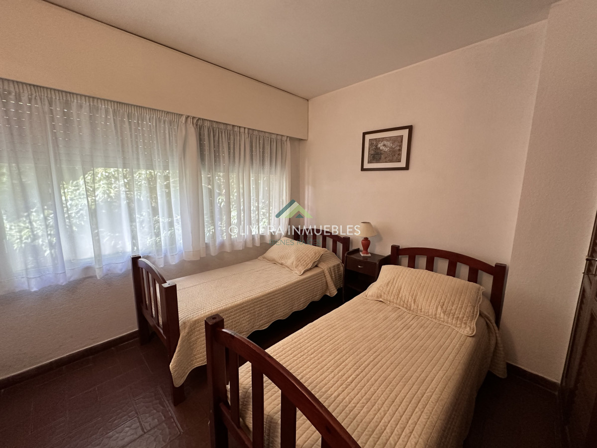 Apartamento ID.12482 - Apartamento de 2 dormitorios en PUNTA DEL ESTE, zona AIDY GRILL