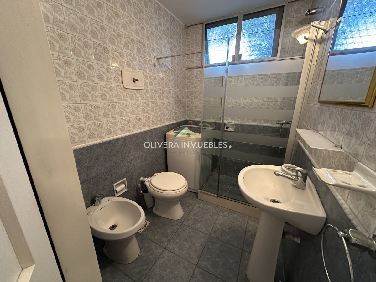 Apartamento ID.12482 - Apartamento de 2 dormitorios en PUNTA DEL ESTE, zona AIDY GRILL