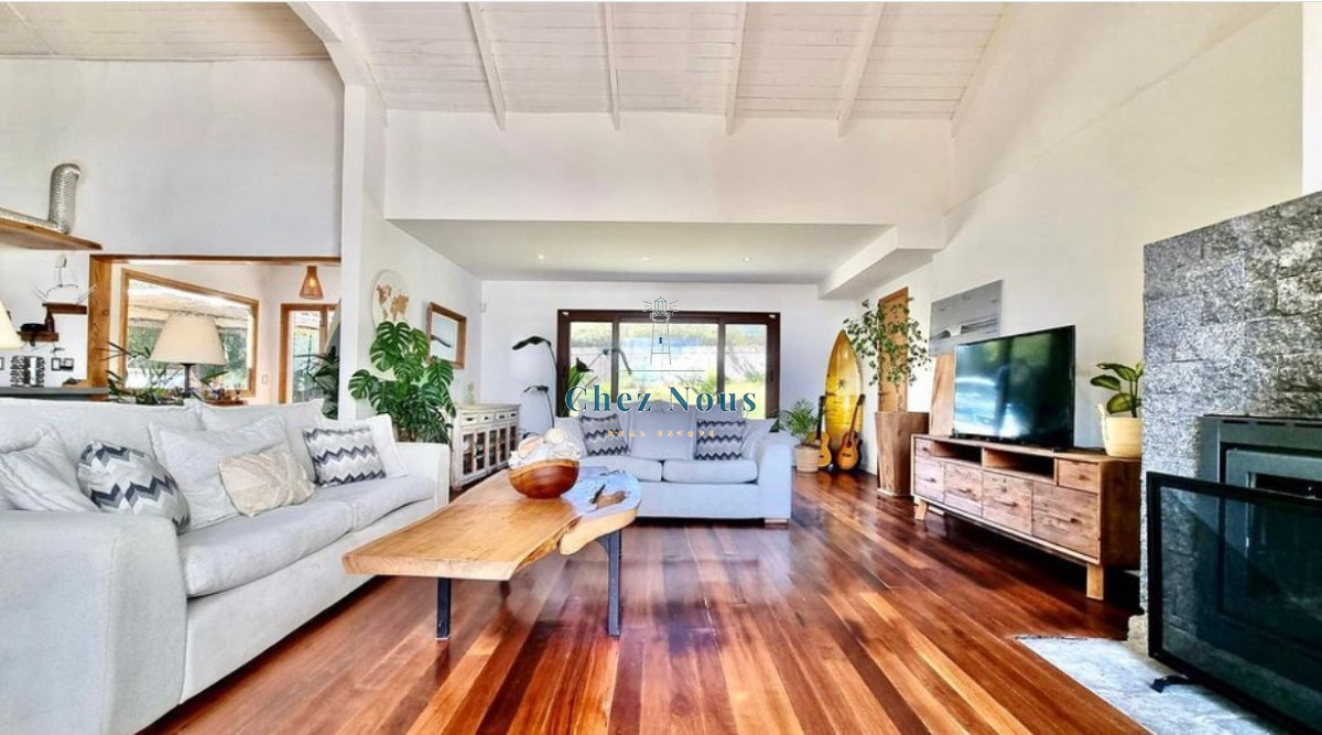 Casa ID.316 - Increíble casa totalmente reciclada en venta, 5 Dormitorios en La Barra
