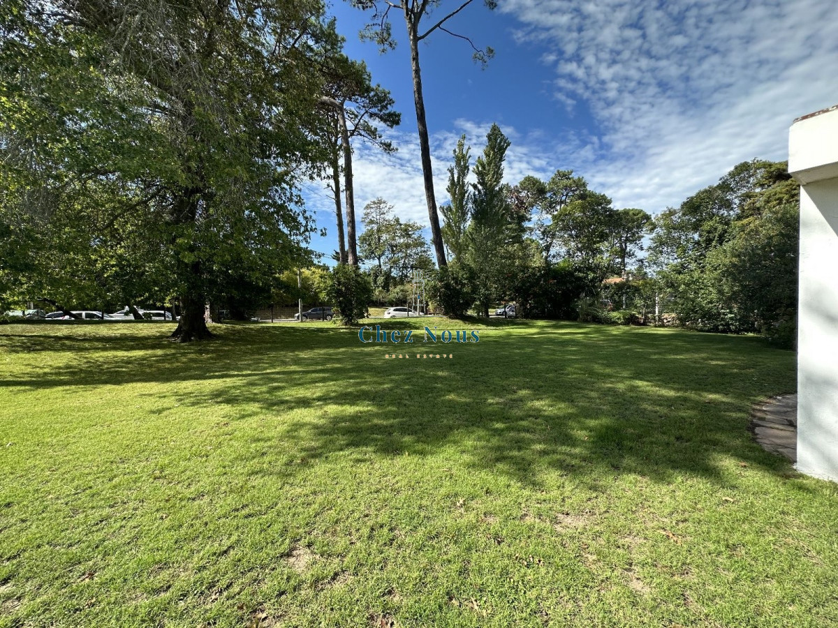 Casa ID.785 - Casa en zona Cantegril a la VENTA