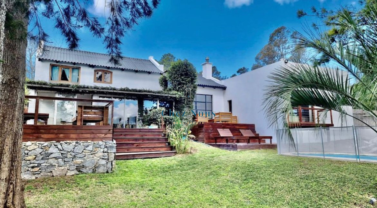 Casa ID.316 - Increíble casa totalmente reciclada en venta, 5 Dormitorios en La Barra