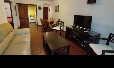 Apartamento de 2 dormitorios en PUNTA DEL ESTE, zona AIDY GRILL