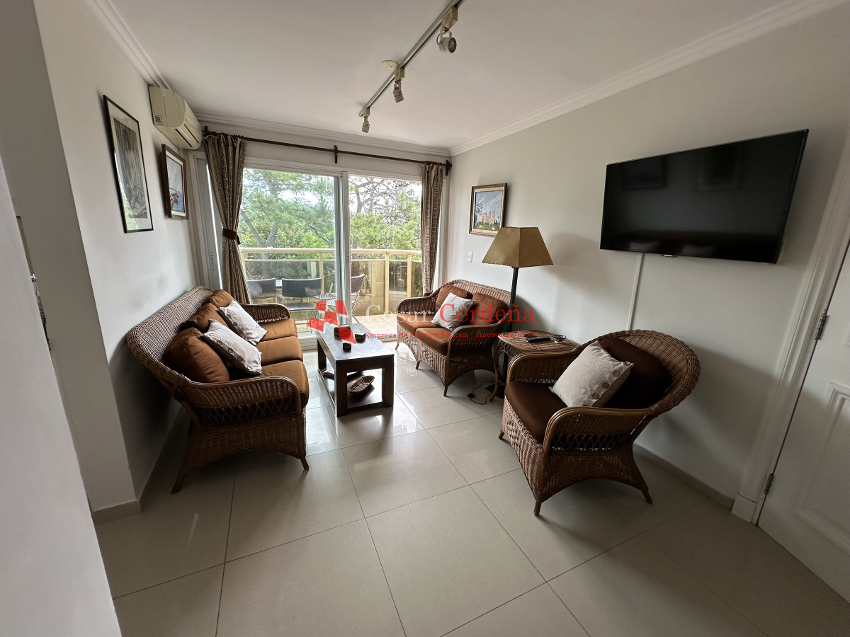 Apartamento ID.1788 - En venta apartamento de 3 dormitorios en PUNTA DEL ESTE, zona BRAVA