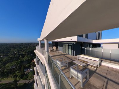 Penhouse duplex en Edificio One I en Venta- Punta del Este