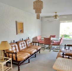 PUNTA DEL ESTE zona AIDY GRILL