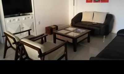 Nuevo apartamento en venta de 2 dormitorios en Península, Punta del Este