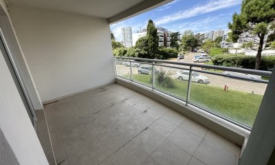 Apartamento a estrenar en venta de 2 dormitorios, Aidy Gril en Punta del Este