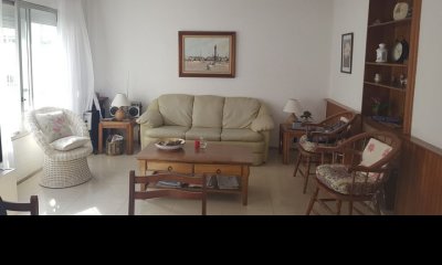 Unidad de 4 Dormitorios 3 Baños EN VENTA EN PENINSULA- PUNTA DEL ESTE