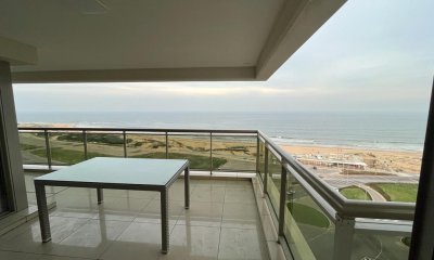 Apartamento a dos pasos de la playa brava