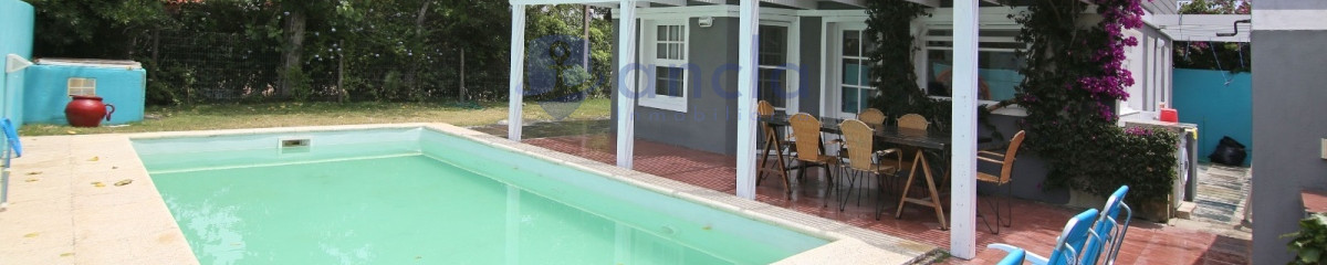 CASA EN VENTA DE 5 DORMITORIOS EN Balneario Buenos Aires - Manantiales