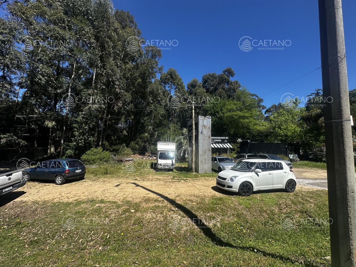 Venta terreno comercial en Solanas  - DMC16285T