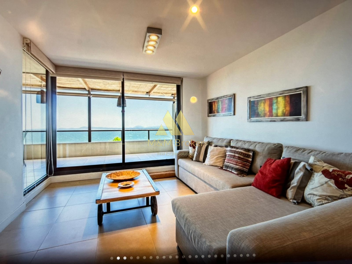 Apartamento ID.605 - Amplio apartamento con 2 dormitorios y 2 baños