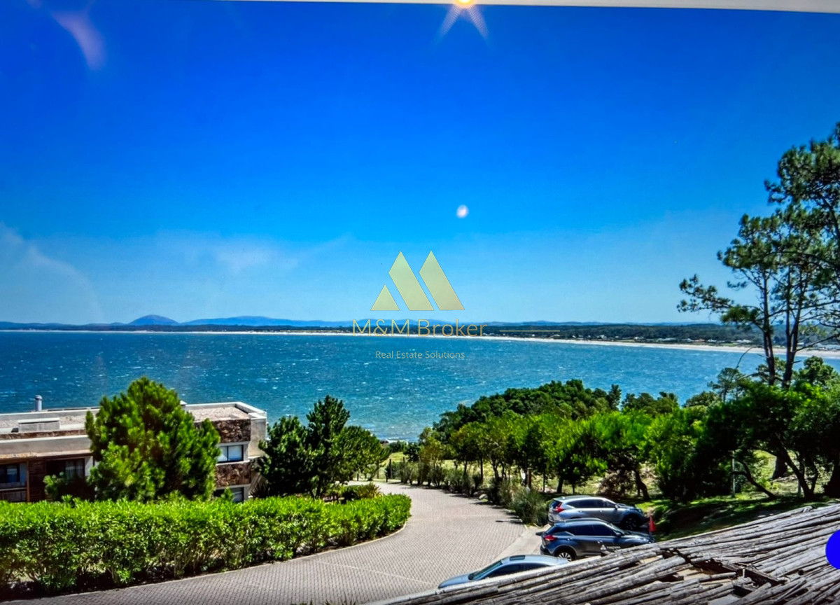 Apartamento ID.605 - Amplio apartamento con 2 dormitorios y 2 baños