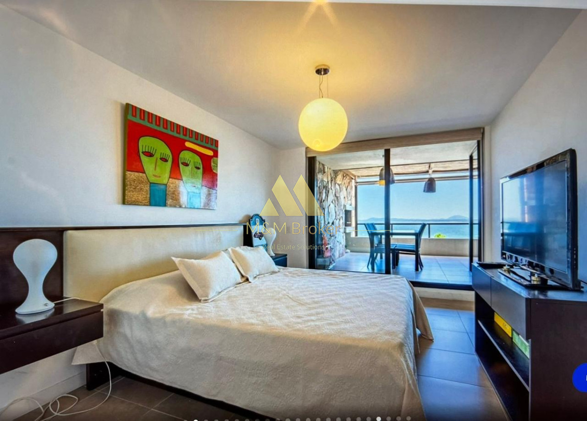 Apartamento ID.605 - Amplio apartamento con 2 dormitorios y 2 baños