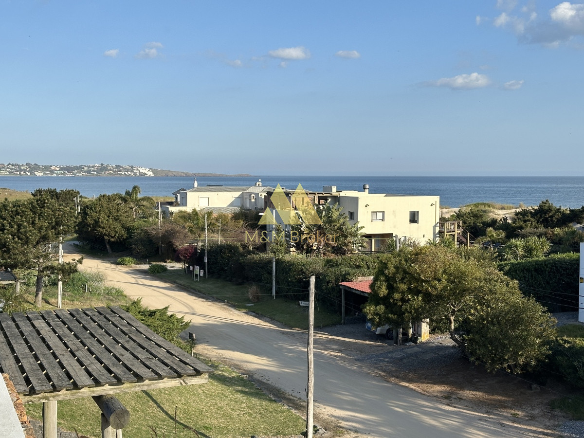 Casa ID.604 - Linda casa en venta zona Tio Tom Punta ballena, vista al mar