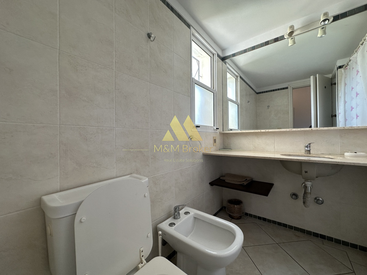 Casa ID.604 - Linda casa en venta zona Tio Tom Punta ballena, vista al mar