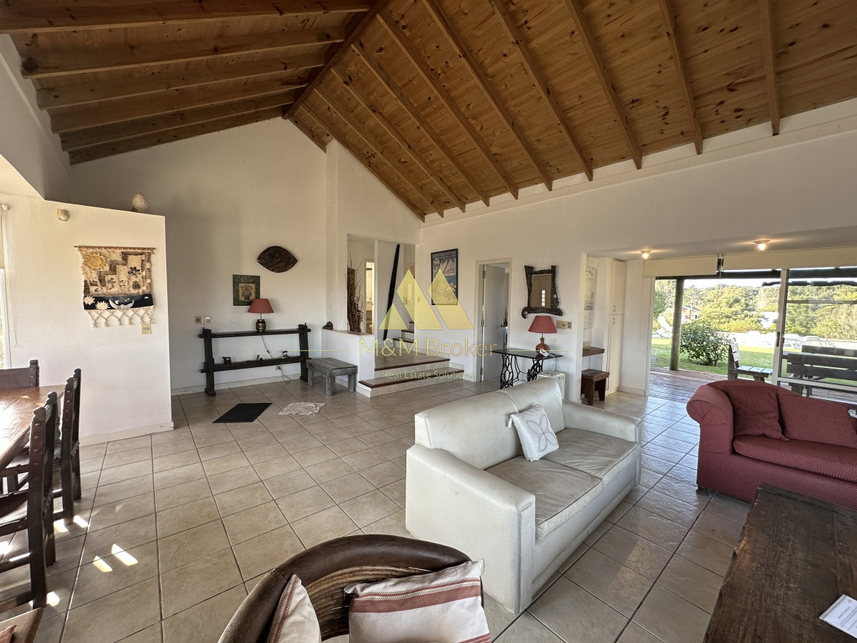 Casa ID.604 - Linda casa en venta zona Tio Tom Punta ballena, vista al mar