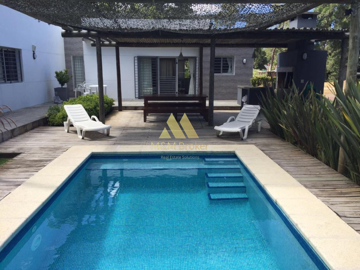 Casa ID.498 - Moderna residencia a estrenar, ubicada en Solanas a metros del mar