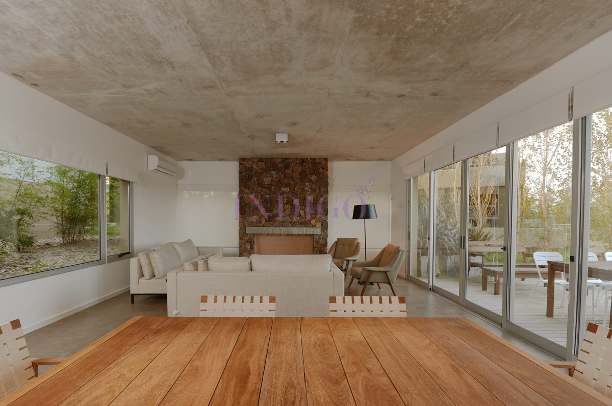 Lomo de la Ballena - GoPunta - Portal Inmobiliario de Punta del Este - Maldonado