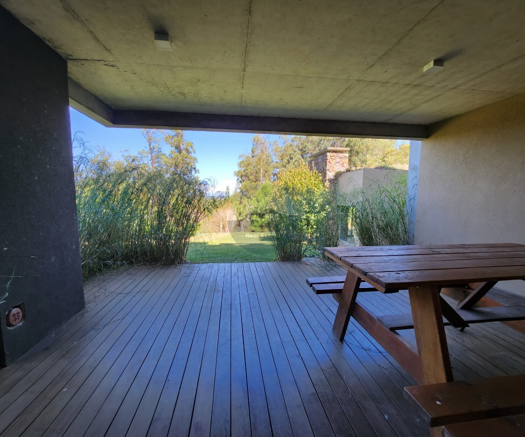 Apartamento ID.6468 - VENTA APARTAMENTO 2 DORMITORIOS PUNTA BALLENA
