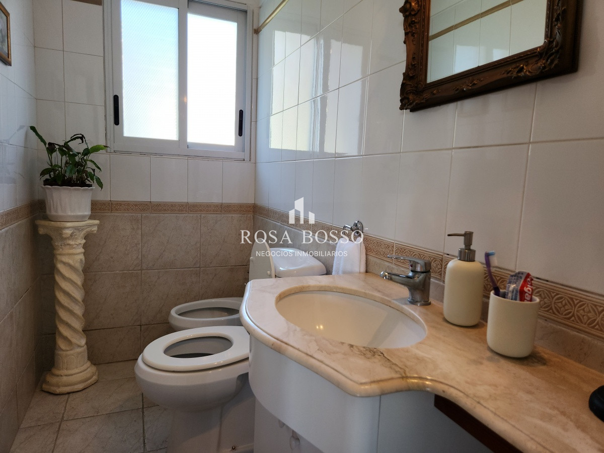 Casa ID.6074 - HERMOSA CASA EN  PUNTA BALLENA,  VISTA AL MAR