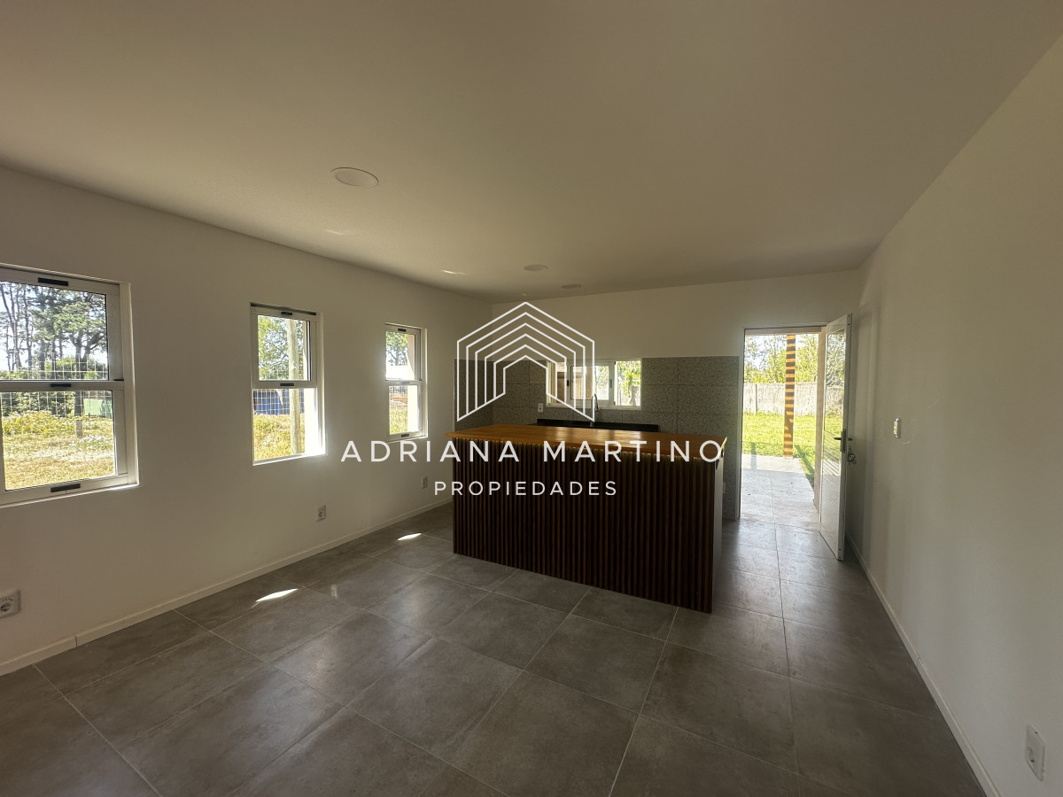 Casa ID.71512 - Venta casa zona Piedras del chileno. Playa mansa 