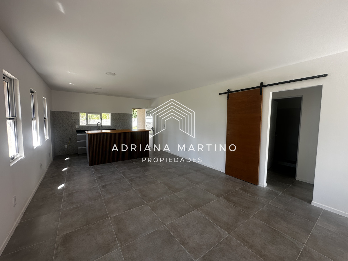 Casa ID.71512 - Venta casa zona Piedras del chileno. Playa mansa 