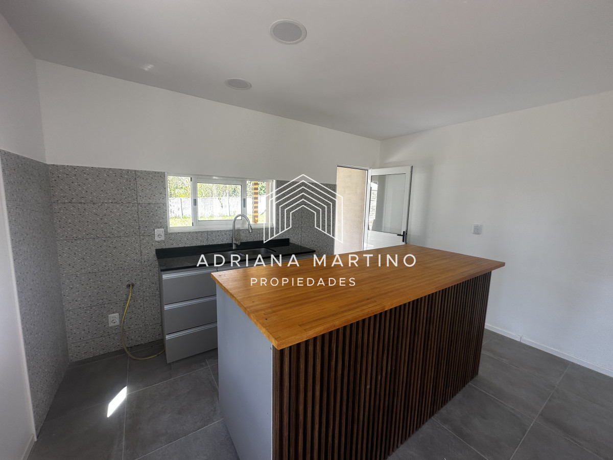 Casa ID.71512 - Venta casa zona Piedras del chileno. Playa mansa 