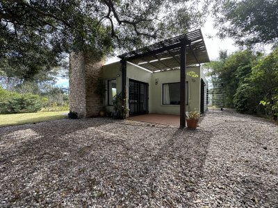 Venta casa en Tío Tom 