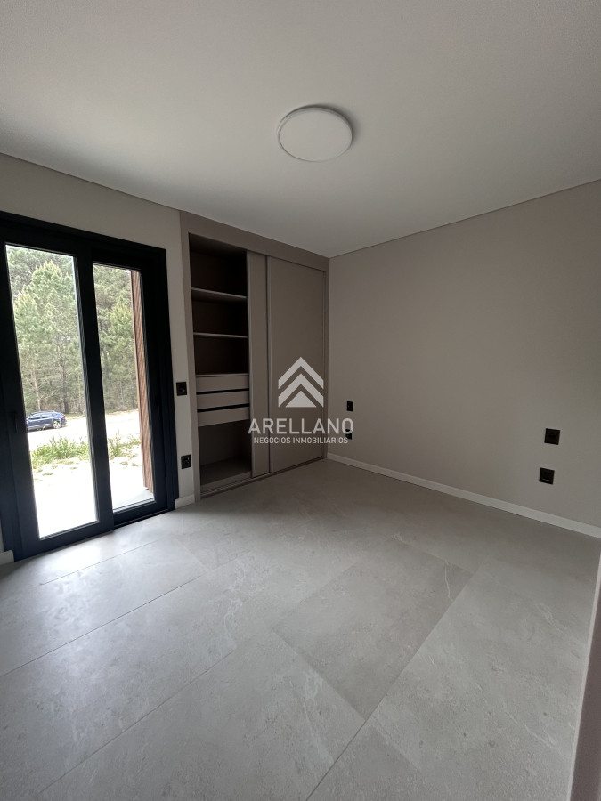 Casa ID.6924 - Venta casa en Club del lago Punta Ballena 