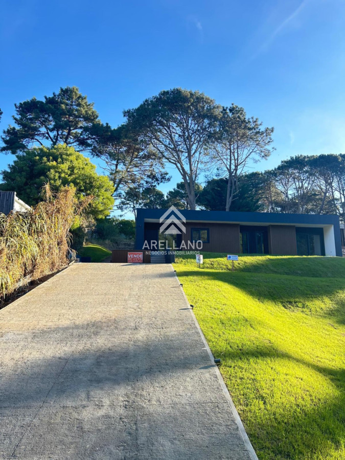 Casa ID.6924 - Venta casa en Club del lago Punta Ballena 