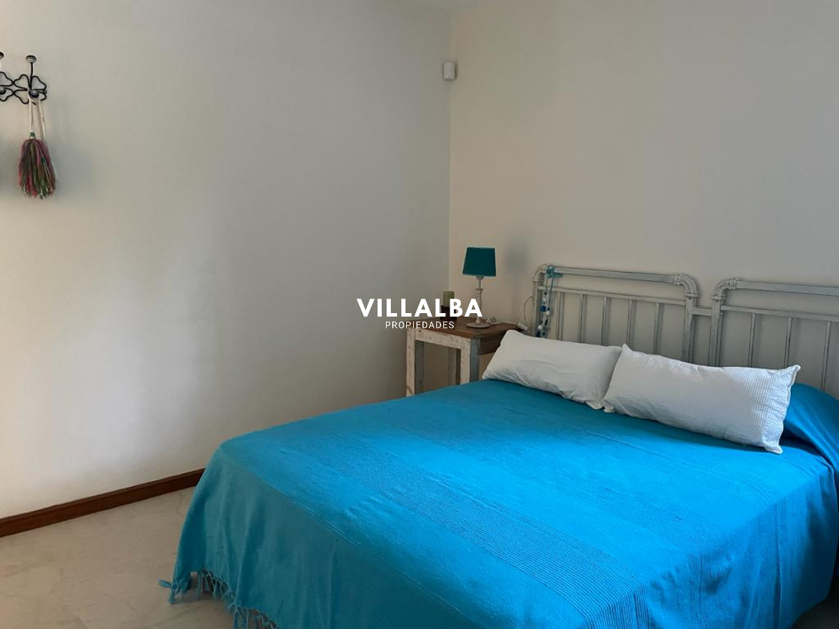 Apartamento ID.3042 - Venta casa con vista al mar. Punta Ballena 