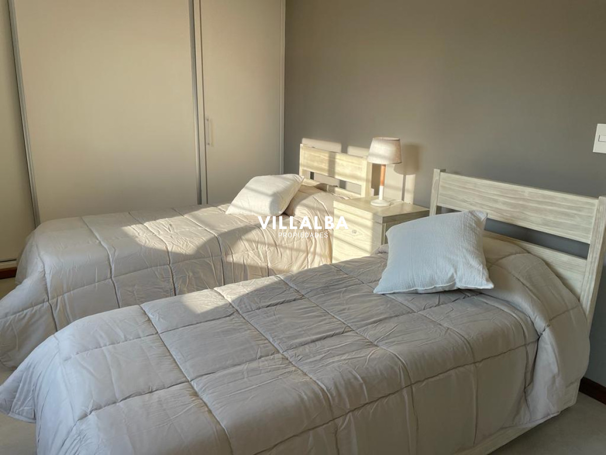 Apartamento ID.3042 - Venta casa con vista al mar. Punta Ballena 