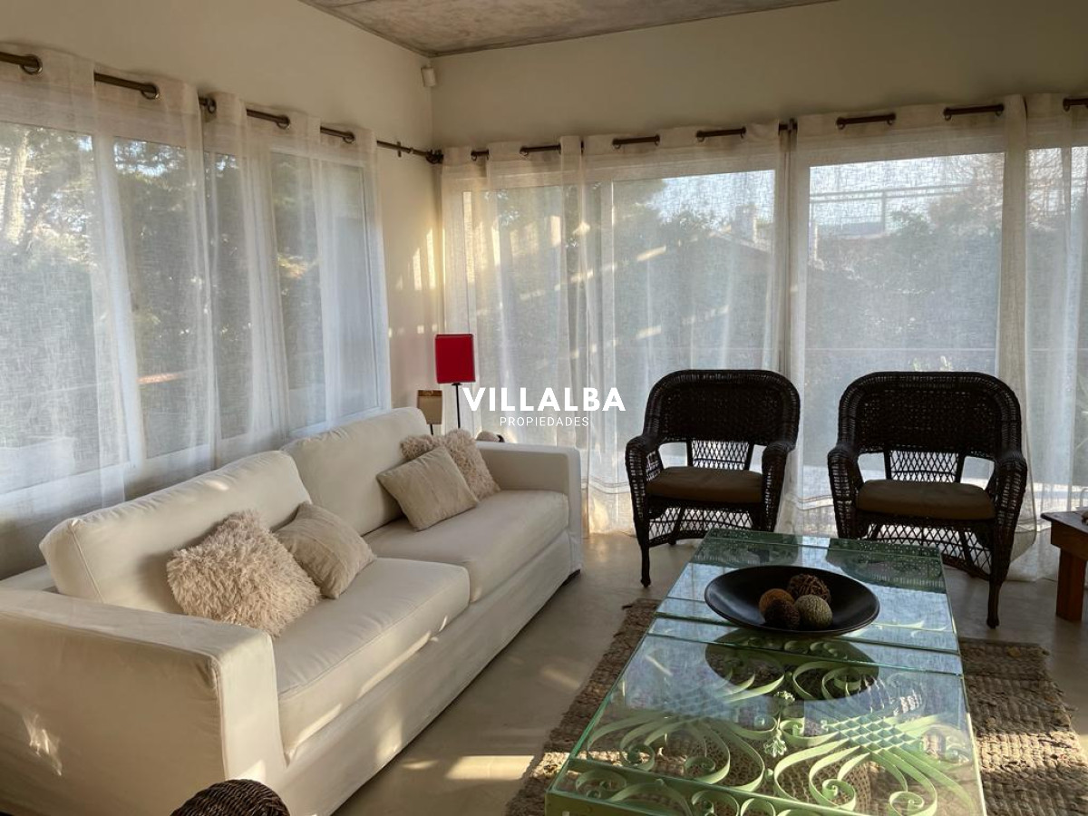 Apartamento ID.3042 - Venta casa con vista al mar. Punta Ballena 