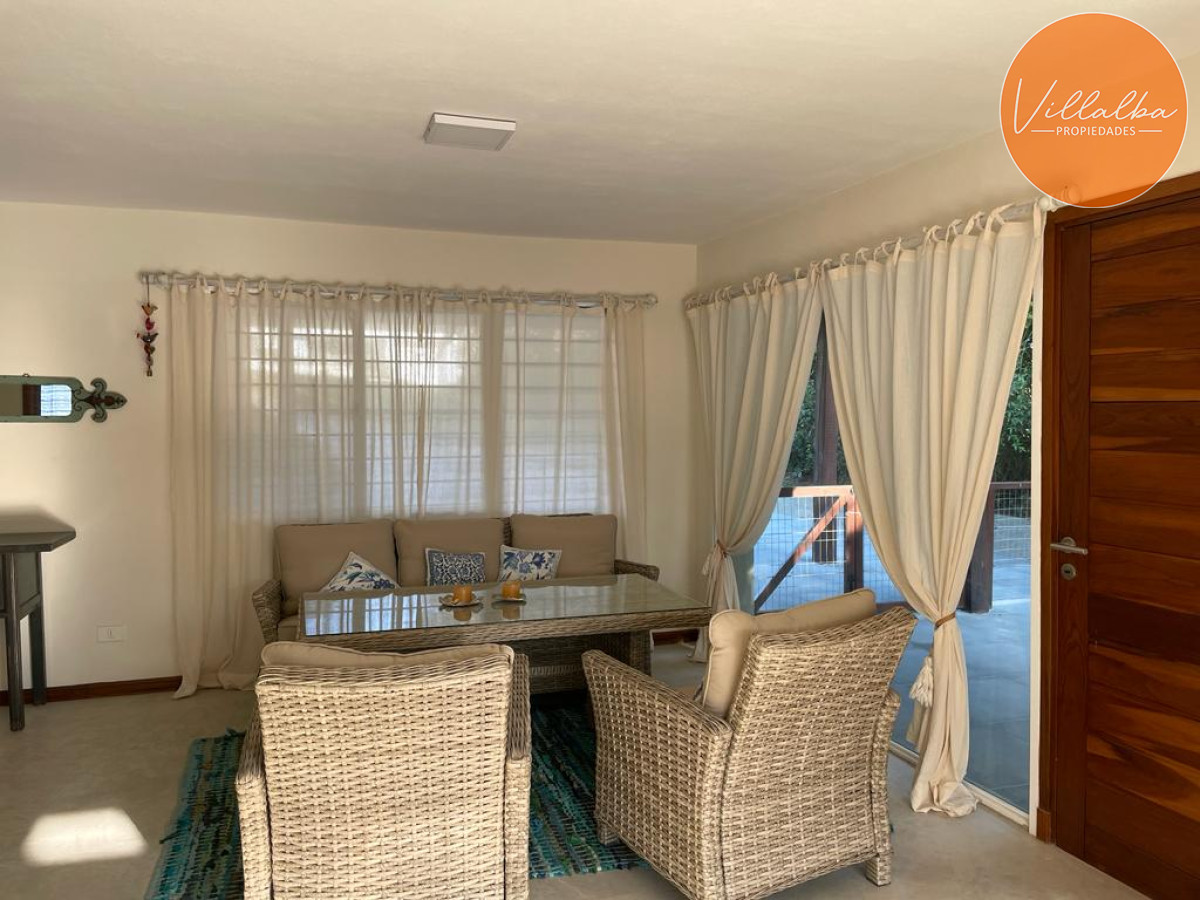 Apartamento ID.3042 - Venta casa con vista al mar. Punta Ballena 