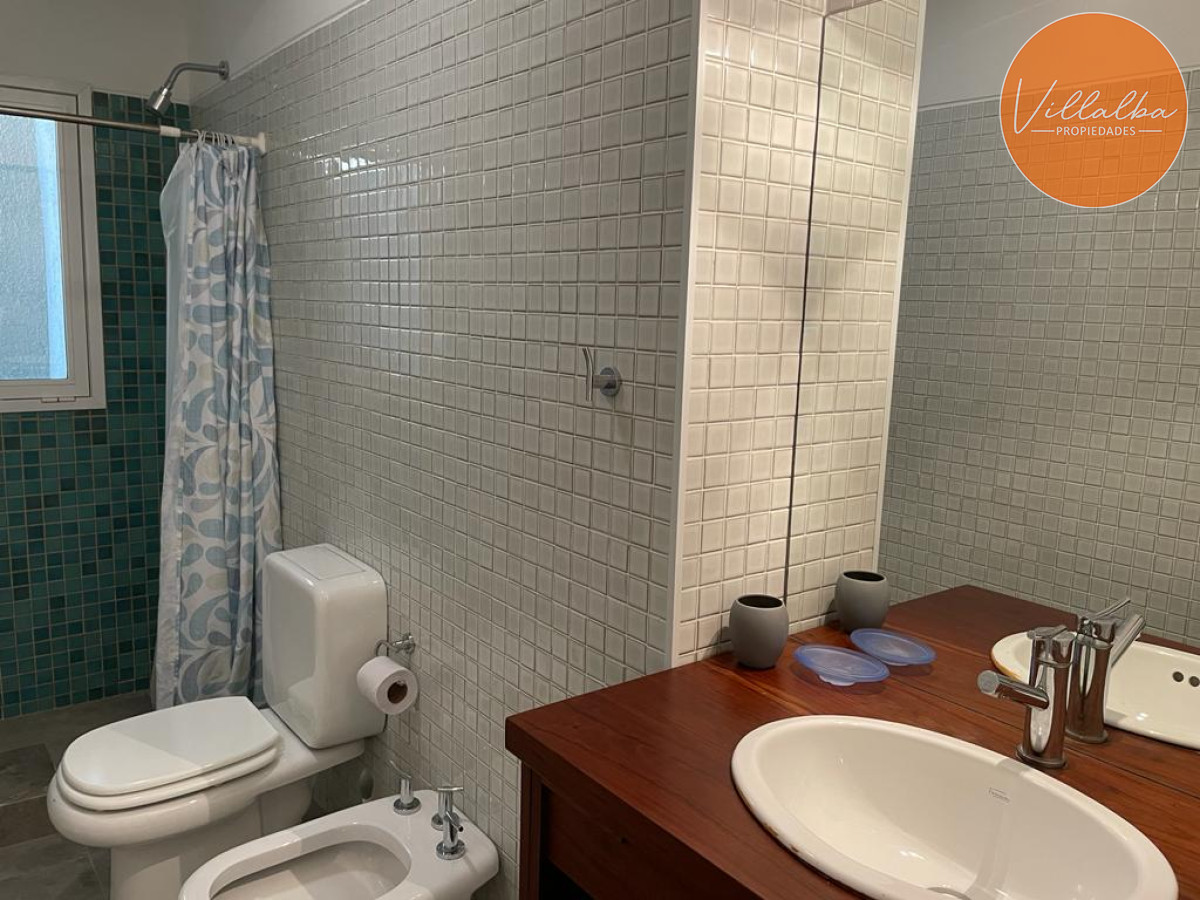 Apartamento ID.3042 - Venta casa con vista al mar. Punta Ballena 