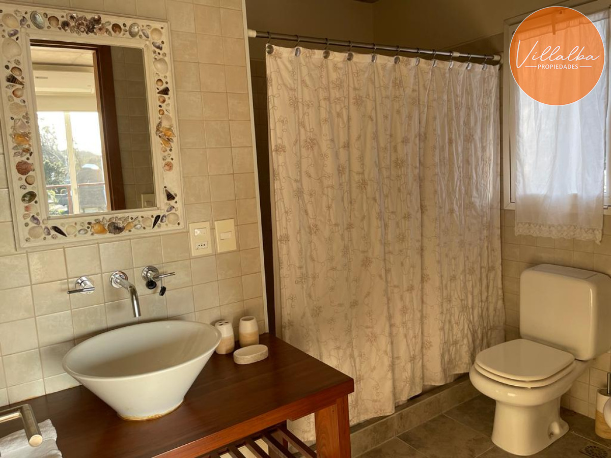 Apartamento ID.3042 - Venta casa con vista al mar. Punta Ballena 