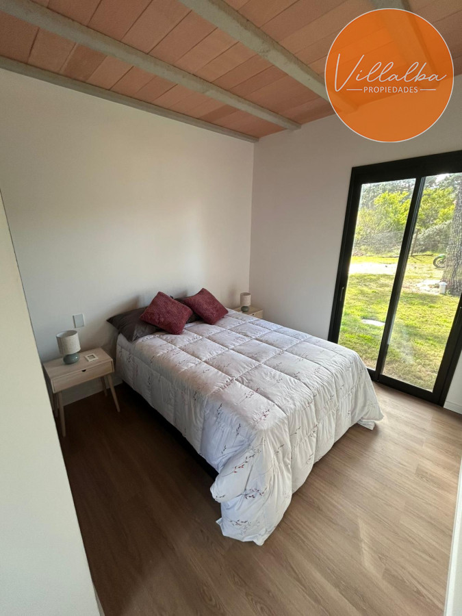 Apartamento ID.3684 - Venta casa a estrenar en barrio Club del lago Punta Ballena 