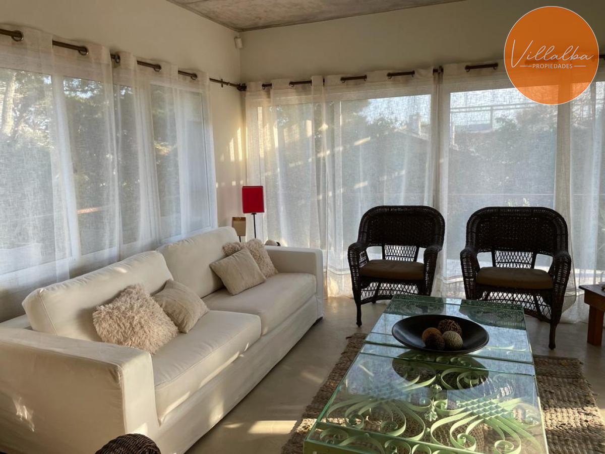 Apartamento ID.3042 - Venta casa con vista al mar. Punta Ballena 