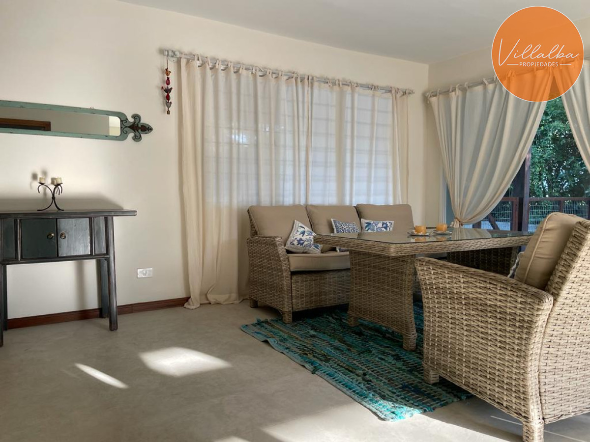 Apartamento ID.3042 - Venta casa con vista al mar. Punta Ballena 