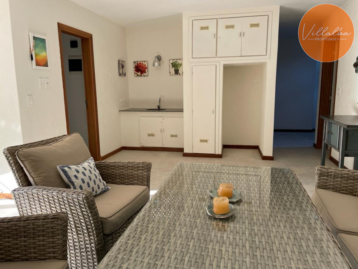 Apartamento ID.3042 - Venta casa con vista al mar. Punta Ballena 