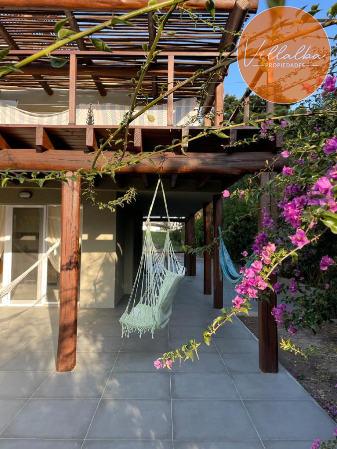 Apartamento ID.3042 - Venta casa con vista al mar. Punta Ballena 