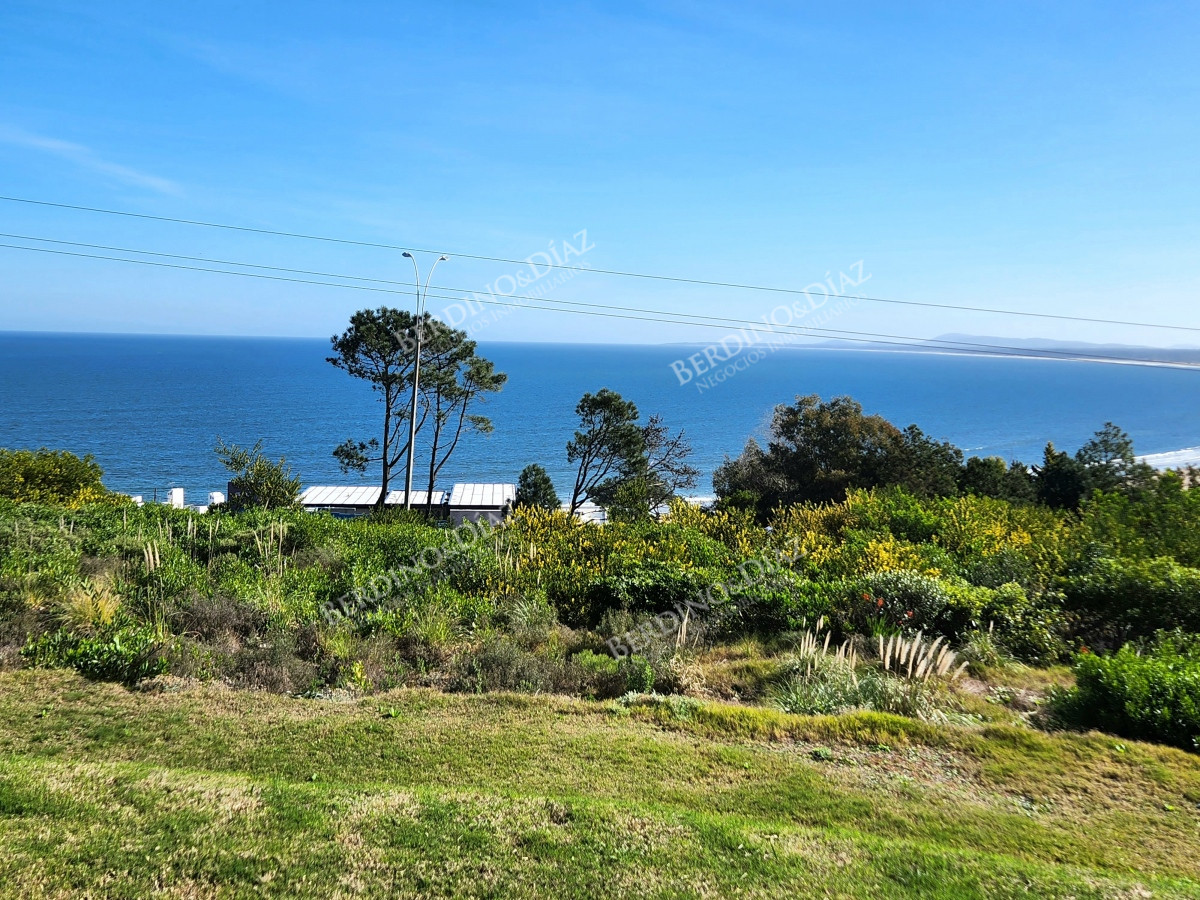 Apartamento ID.1910 - Venta Douplex a estrenar  en Punta Ballena con vista al atardecer 