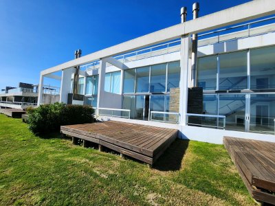 Venta Apartamento en Punta Ballena, vista al atardecer 