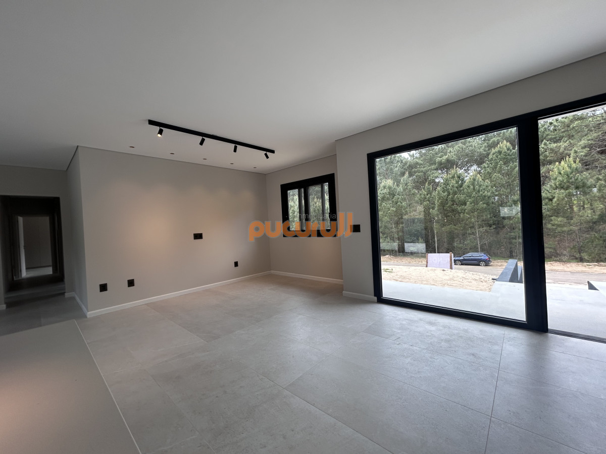 Casa ID.2756 - Venta casa en Club del lago Punta Ballena 