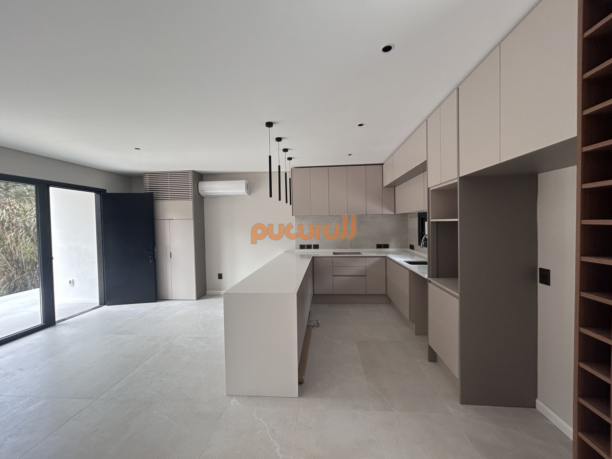 Casa ID.2756 - Venta casa en Club del lago Punta Ballena 